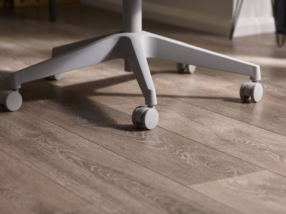 Arnold Grey Mesh Office Chair – Ergonomic & Adjustable - Luminex FurnitureOffice ChairARC001