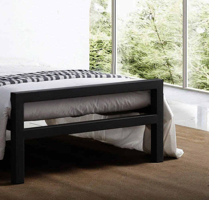City Block Charcoal Grey Metal Bed - Luminex FurnitureBedCIT3GREY