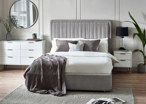 Isolde Bed - Grey - Luminex FurnitureFabric BedsSAV005