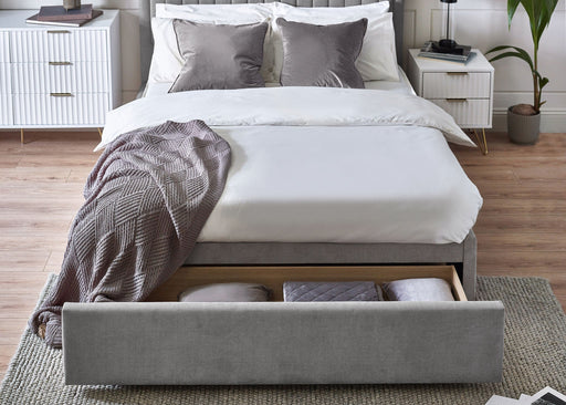 Isolde Bed - Grey - Luminex FurnitureFabric BedsSAV006