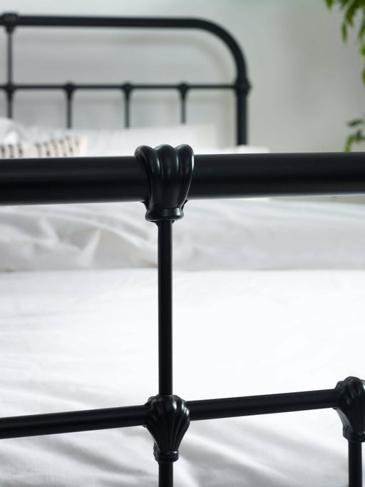 Liam Metal Bed - Luminex FurnitureMetal BedsLOG001