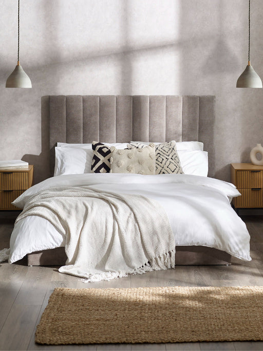 Marlow Grey Chenille Panel Bed - Luminex FurnitureFabric BedsELO001