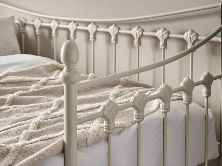 Vassall Day Bed with Trundle – Stone White Metal Guest Bed - Luminex FurnitureDay BedsVER004