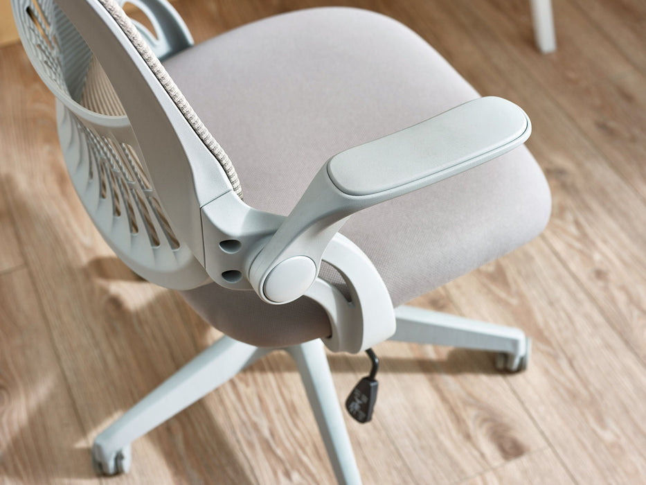 Verilo Grey Mesh Office Chair – Adjustable & Ergonomic - Luminex FurnitureOffice ChairJUN001