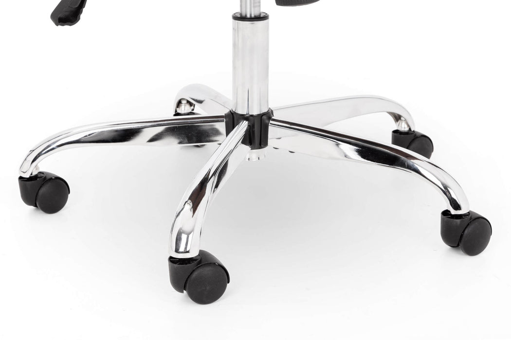 Zyra Black Faux Leather Office Chair – Chrome Base - Luminex FurnitureOffice ChairGIO201